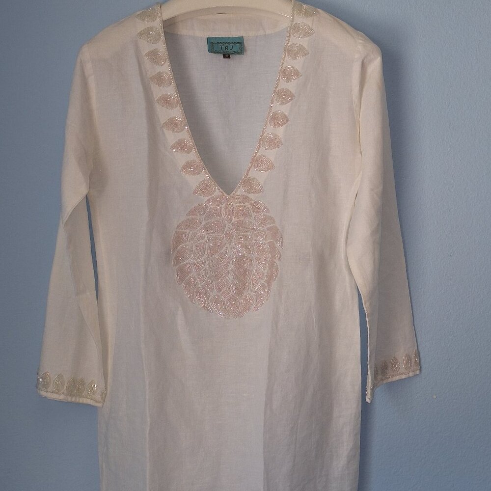 TAJ  by Sabrina Crippa Small , soft white linen tunic